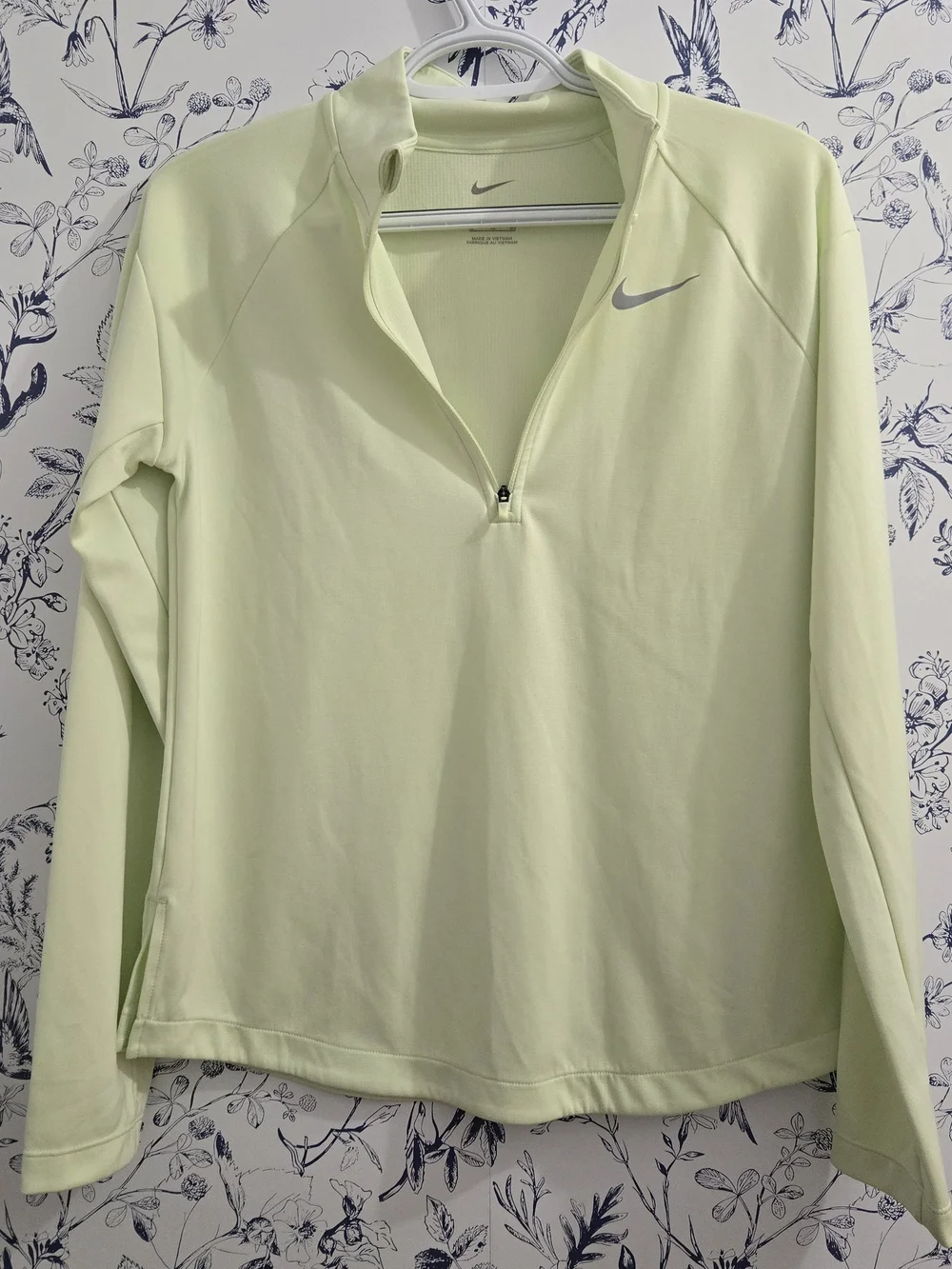 Nike Women's Light Green Quarter-Zip Pullover